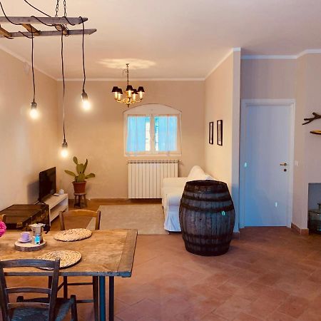 Вилла La Casa Nei Campi Badia Pavese Экстерьер фото