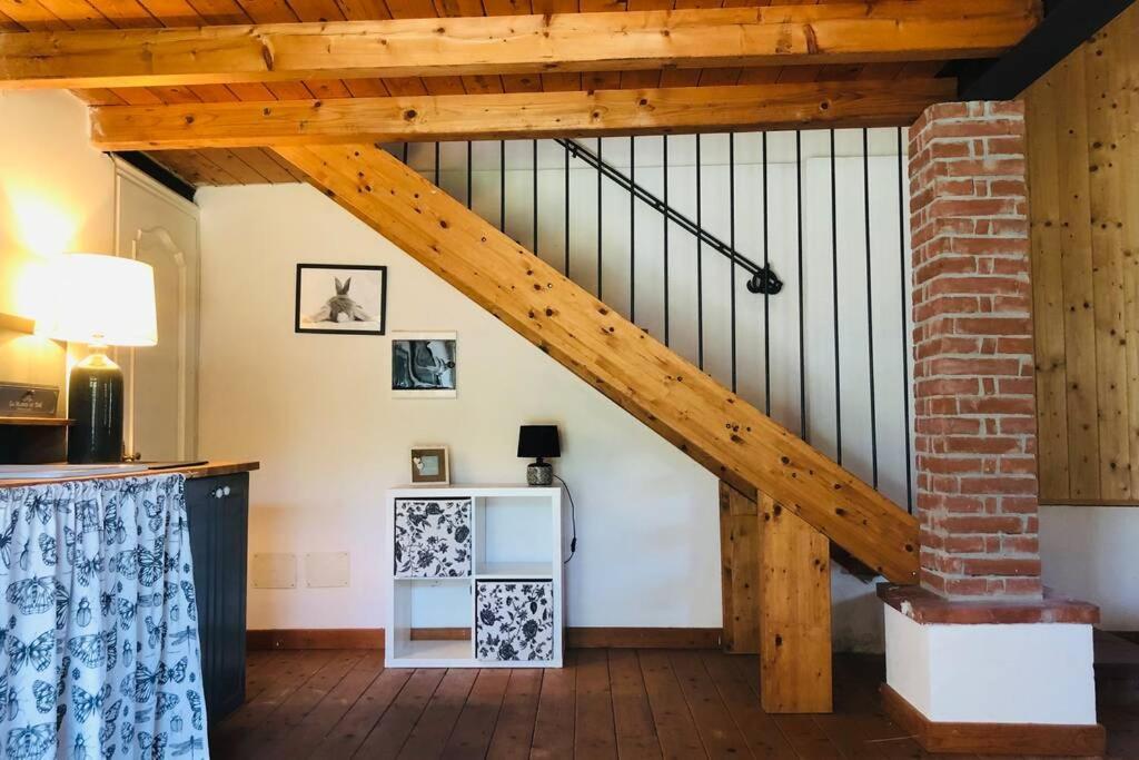 Вилла La Casa Nei Campi Badia Pavese Экстерьер фото