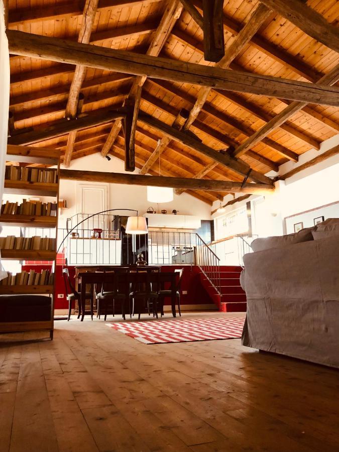 Вилла La Casa Nei Campi Badia Pavese Экстерьер фото